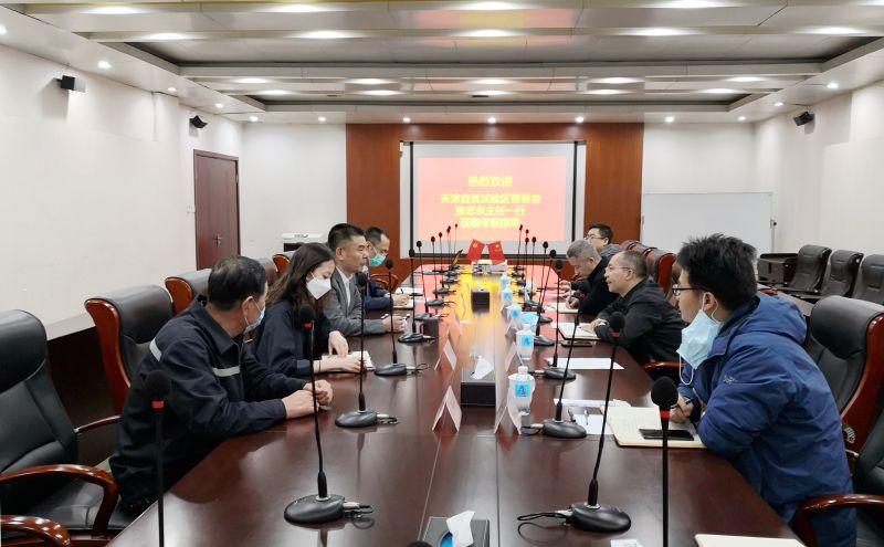 政企結合 共謀發展